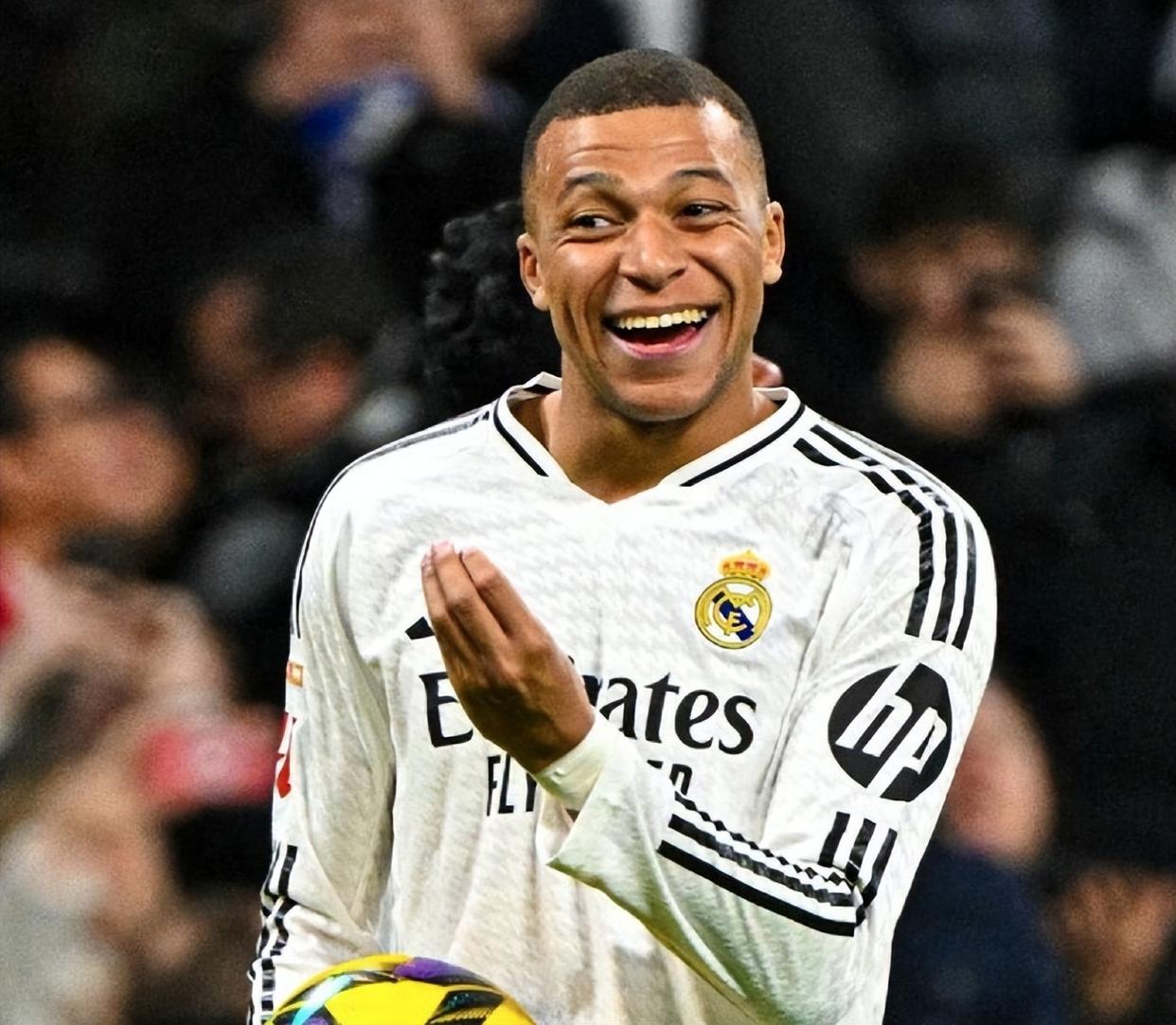 平博APP-费德勒巅峰对决，姆巴佩与90激战掘金分钟，问鼎冠军胜负难料！-平博APP